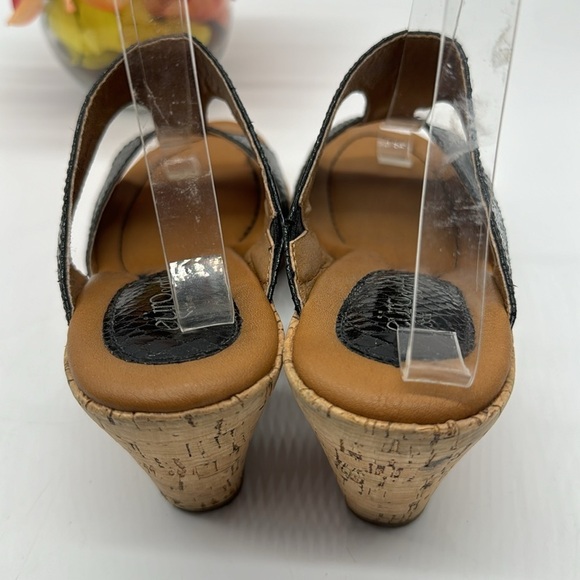 EuroSoft Black Snakeskin Cork Wedge Sandals Size 7 BSN6827F - Picture 3 of 8